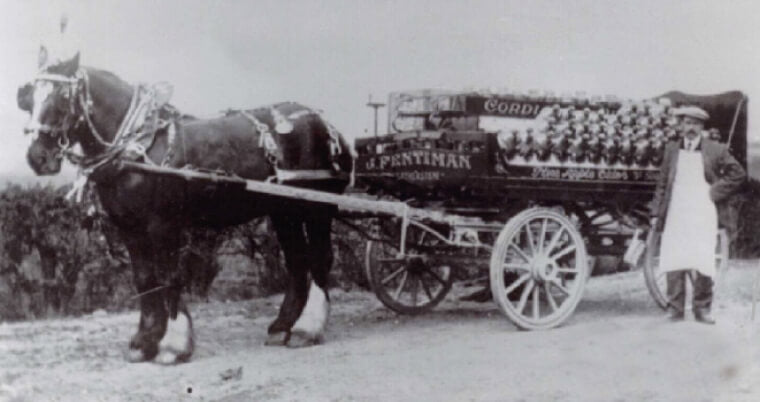 Thomas Fentiman with his horse and cart